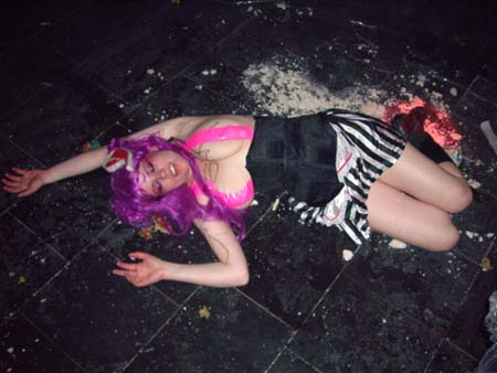 legs akimbo - dead messy