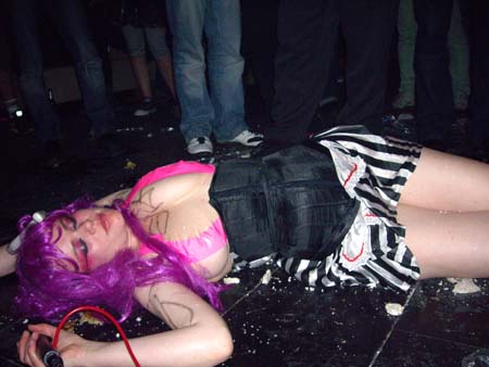 no, she not dead