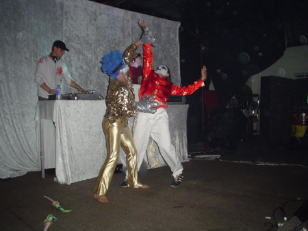 endorphin onstage 