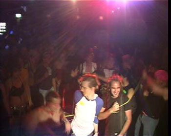 chicks on speed supported by team plastique 107