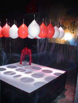 marek under ballons