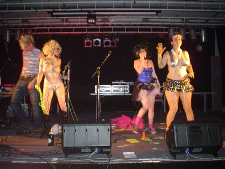 team plastique again