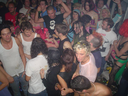 find the singer in the audience
