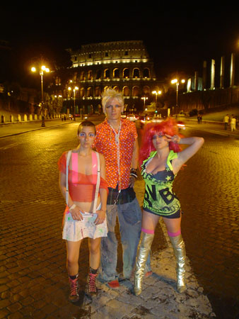 roman poser