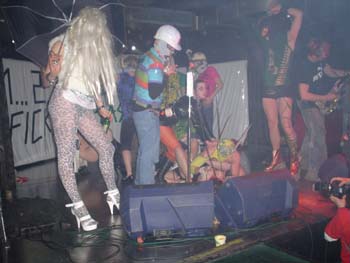 team plastique & glamour goblins