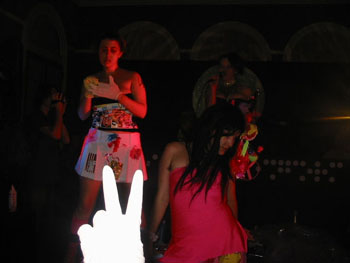 teamplastique10-glove[1]