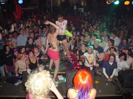 team plastique & cheerleaders