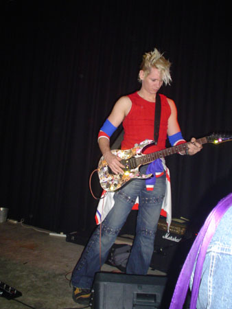 axel from team plastique @ rics